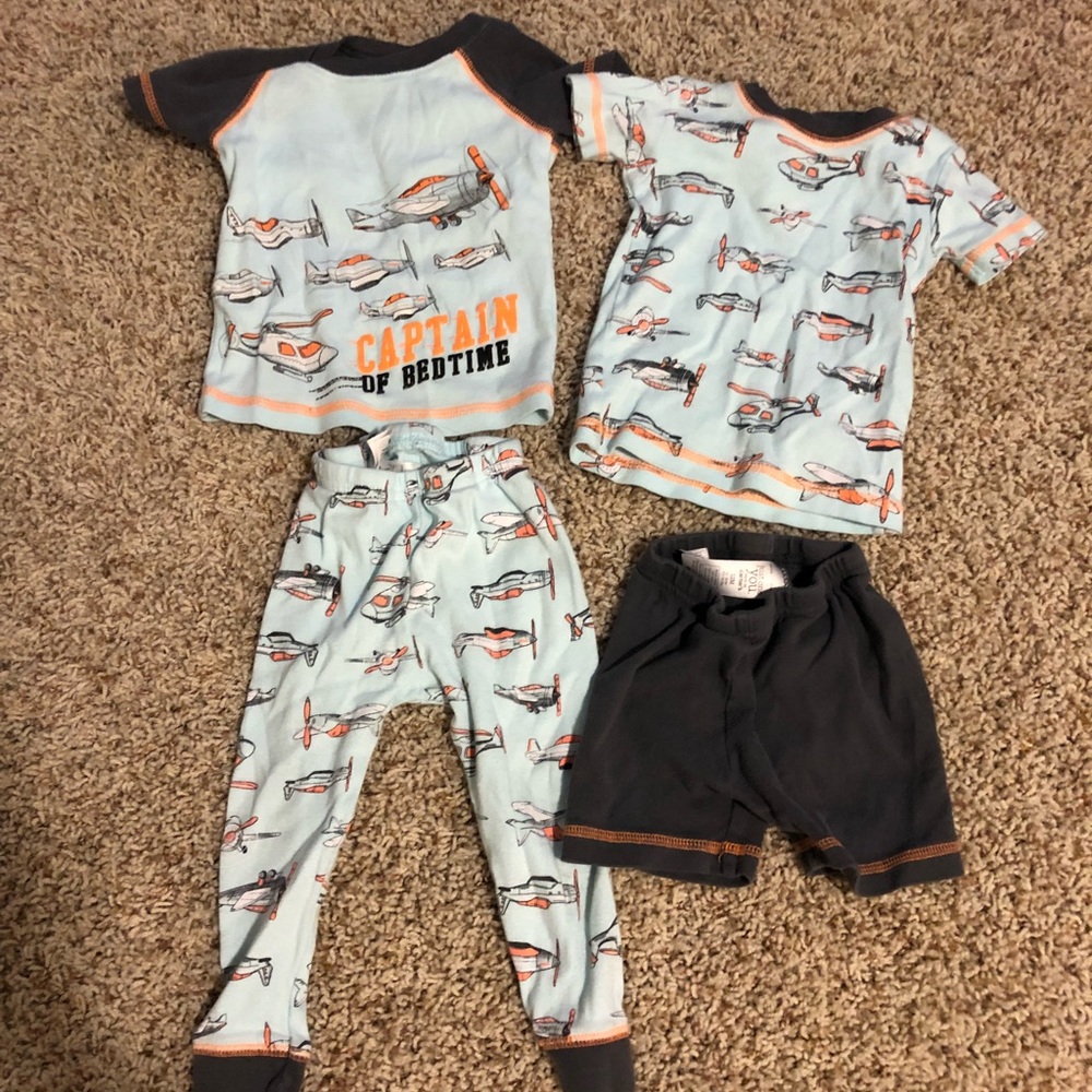 Carters pj set